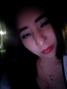 Snapshot of isabella_lovem chatting on April 2026 05:33:01 AM isabella lovem online show from April 2026 05:33:01 AM
