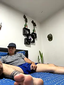 Jaguer2213 online show from September 2025 03:17:02 AM