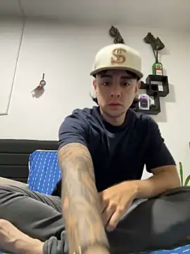 Jaguer2213 online show from September 2025 02:26:02 AM