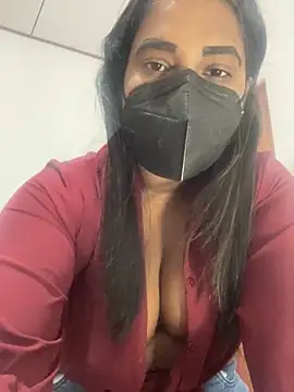 Choco Chuby online show from November 2025 02:05:02 PM