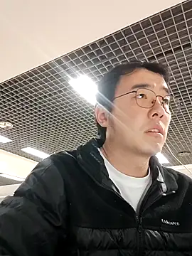 Snapshot of nnnnnan9527 chatting on December 2025 07:05:01 AM nnnnnan9527 online show from December 2025 07:05:01 AM