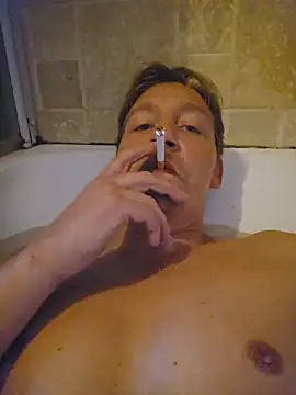 justeadeux online show from November 2025 04:08:02 PM