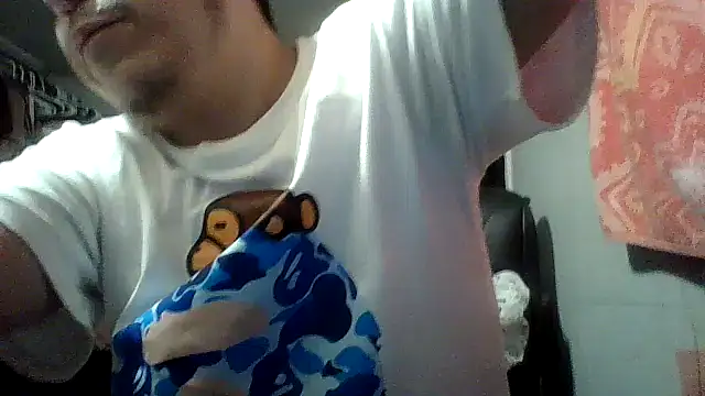 Snapshot of B3toBaby chatting on April 2026 09:59:01 AM B3toBaby online show from April 2026 09:59:01 AM