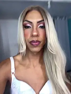 gataloiraa online show from April 2026 06:19:01 AM