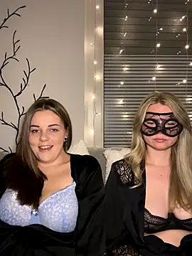 Snapshot of ItsLxsa chatting on September 2025 10:54:01 PM ItsLxsa online show from September 2025 10:54:01 PM