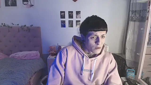 Snapshot of 2cyboy_ chatting on October 2025 07:25:02 PM 2cyboy online show from October 2025 07:25:02 PM