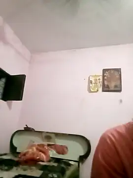 Hot tin74 online show from September 2025 05:39:02 PM