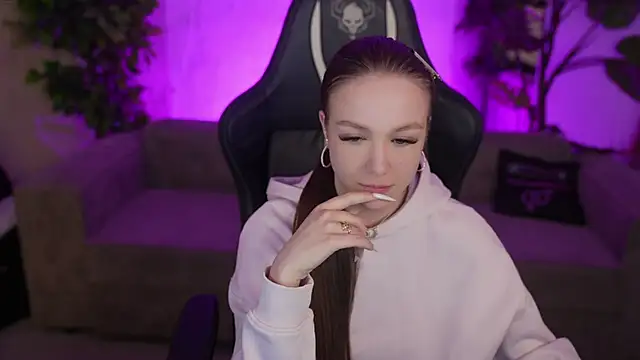 Ella 054 online show from February 2026 11:01:02 PM