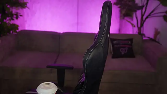 Ella 054 online show from April 2026 02:29:01 PM