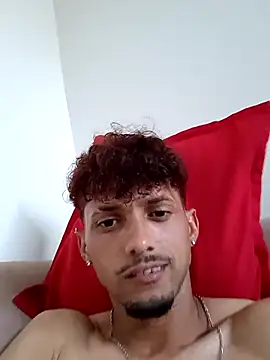 Snapshot of LPdusexo chatting on November 2025 07:46:02 PM LPdusexo online show from November 2025 07:46:02 PM