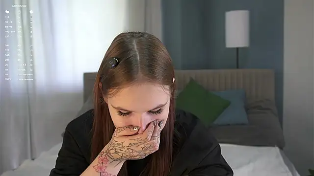 Snapshot of EvalynCowans chatting on September 2025 01:06:01 AM EvalynCowans online show from September 2025 01:06:01 AM