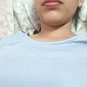 DesiSimran09 online show from November 2025 09:00:02 AM