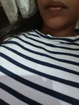 DesiSimran09 online show from November 2025 08:11:02 PM