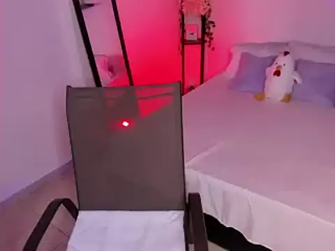 selene boyer online show from September 2025 03:28:02 PM