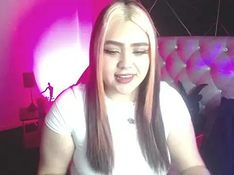 im bunny   online show from November 2025 12:44:02 PM