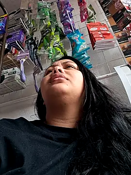 Alessandraa- online show from October 2025 04:13:02 PM