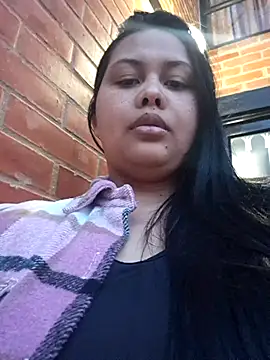 Snapshot of Alessandraa- chatting on June 2026 11:18:01 PM Alessandraa- online show from June 2026 11:18:01 PM