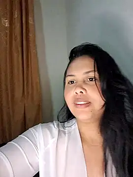 Snapshot of Alessandraa- chatting on June 2026 03:44:01 AM Alessandraa- online show from June 2026 03:44:01 AM