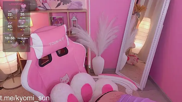 Kyomi Sun online show from February 2026 11:30:01 PM