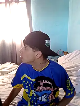 matiatr1112 online show from November 2025 07:35:01 PM