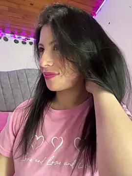 Mia salinass online show from March 2026 02:29:01 AM