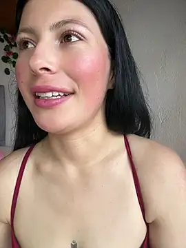 Snapshot of Mia_salinass chatting on June 2026 08:25:02 PM Mia salinass online show from June 2026 08:25:02 PM