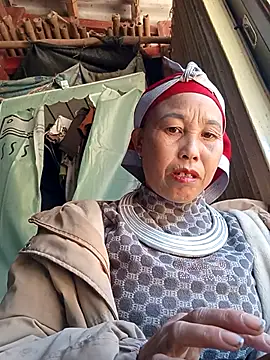 me-cute online show from November 2025 12:53:02 AM