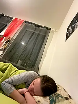 Bloom evl online show from December 2025 11:00:01 PM