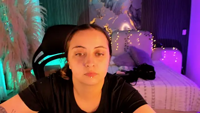 Snapshot of SarahCastro1_ chatting on July 2026 03:54:01 AM SarahCastro1 online show from July 2026 03:54:01 AM