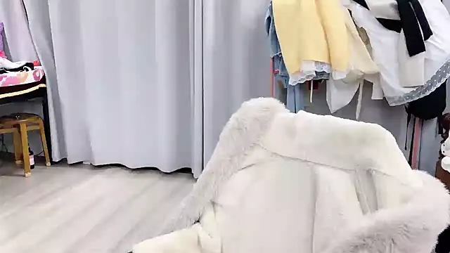 Freya7777 online show from October 2025 01:09:01 PM