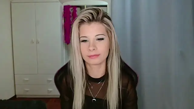 KristineGlow online show from October 2025 07:14:02 PM