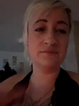 Rozendefotz online show from October 2025 05:52:01 AM