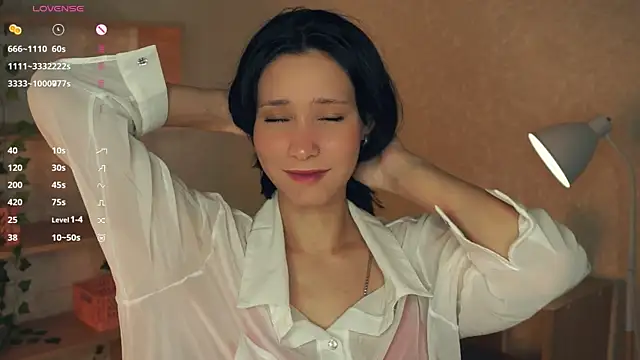 IrenePlamer online show from October 2025 05:51:02 PM