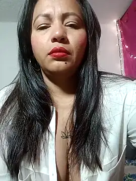 agatha sluttylatina online show from April 2026 08:59:01 AM