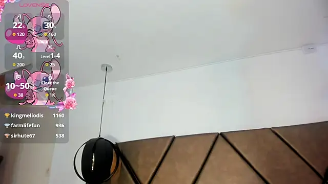 Snapshot of PenelopeGuzman__ chatting on May 2026 06:57:02 PM PenelopeGuzman online show from May 2026 06:57:02 PM