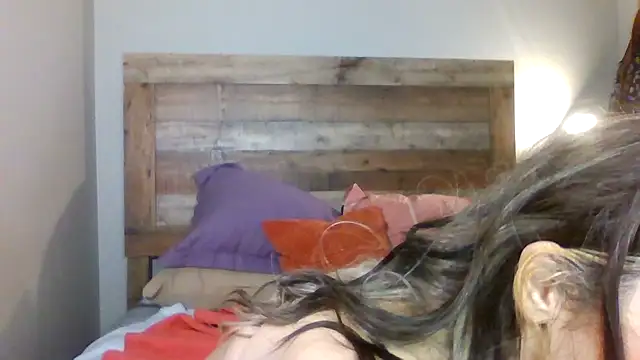 thickasstley online show from June 2026 12:13:01 AM