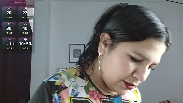 Snapshot of SammySmall_F_w chatting on February 2026 10:25:02 PM SammySmall F w online show from February 2026 10:25:02 PM