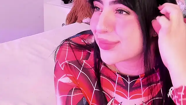 Camila Matinez  online show from April 2026 01:11:02 AM