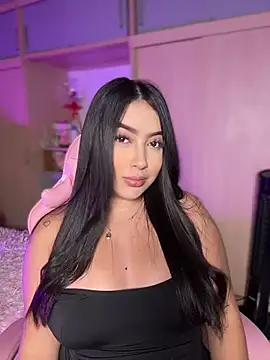 Emiily Moore1 online show from April 2026 11:06:01 PM