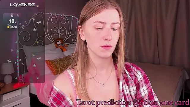 Snapshot of VesperaCeleste chatting on September 2025 05:40:02 AM VesperaCeleste online show from September 2025 05:40:02 AM