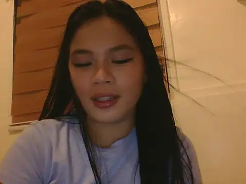 Snapshot of Zachariah_05 chatting on June 2026 11:12:02 AM Zachariah 05 online show from June 2026 11:12:02 AM