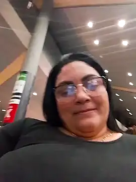 Snapshot of tiffany_Johnson1 chatting on October 2025 11:16:01 PM tiffany Johnson1 online show from October 2025 11:16:01 PM