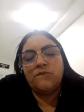 Snapshot of tiffany_Johnson1 chatting on November 2025 11:15:01 PM tiffany Johnson1 online show from November 2025 11:15:01 PM