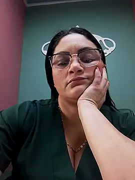 tiffany Johnson1 online show from November 2025 04:29:01 PM