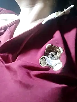 Lyly nuce online show from November 2025 12:48:02 PM