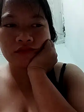 Snapshot of V-vivu-V chatting on September 2025 09:37:01 PM V-vivu-V online show from September 2025 09:37:01 PM