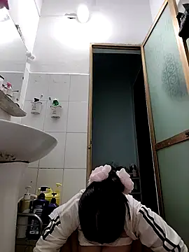 simsim-00 online show from November 2025 07:58:02 PM