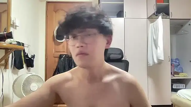 Snapshot of Passionatetwink2 chatting on November 2025 11:43:02 AM Passionatetwink2 online show from November 2025 11:43:02 AM