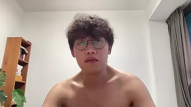 Snapshot of Passionatetwink2 chatting on November 2025 10:47:02 AM Passionatetwink2 online show from November 2025 10:47:02 AM