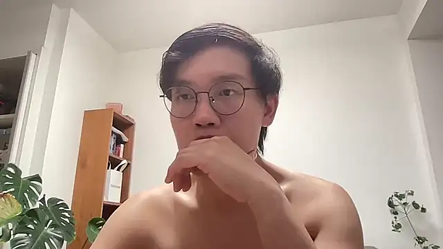 Snapshot of Passionatetwink2 chatting on January 2026 04:42:02 PM Passionatetwink2 online show from January 2026 04:42:02 PM